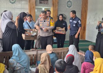 Sambut Bulan Suci Ramadhan Bidhumas Polda Jatim Gelar Baksos Peduli ODGJ