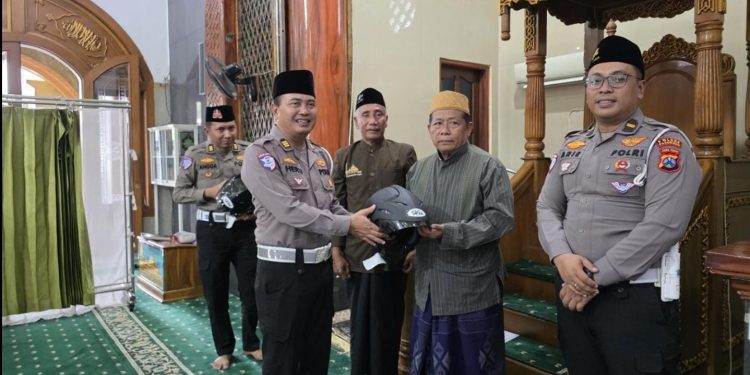 Wujudkan Ramadan Safety Road, Ditlantas Polda Jatim Gelar Penyuluhan Dalam Tausiyah