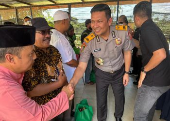 Serdik SESPIMTI Polri Bagikan Sembako Kepada Masyarakat Kurang Mampu Disambut Senang Warga