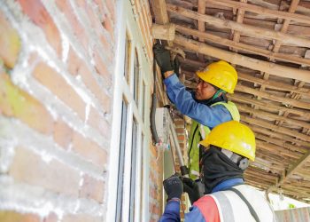 Terangi Negeri, PLN Sambung Listrik Masyarakat Pra Sejahtera melalui Light Up The Dream