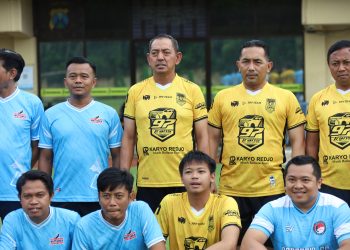 Perkuat Sinergitas, Ditresnarkoba Polda Jatim dan Wartawan Gelar Fun Football