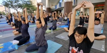 Atasi Stress Usai Bekerja, Olah raga Yoga Pilihanya Bisa Menenangkan Pikiran