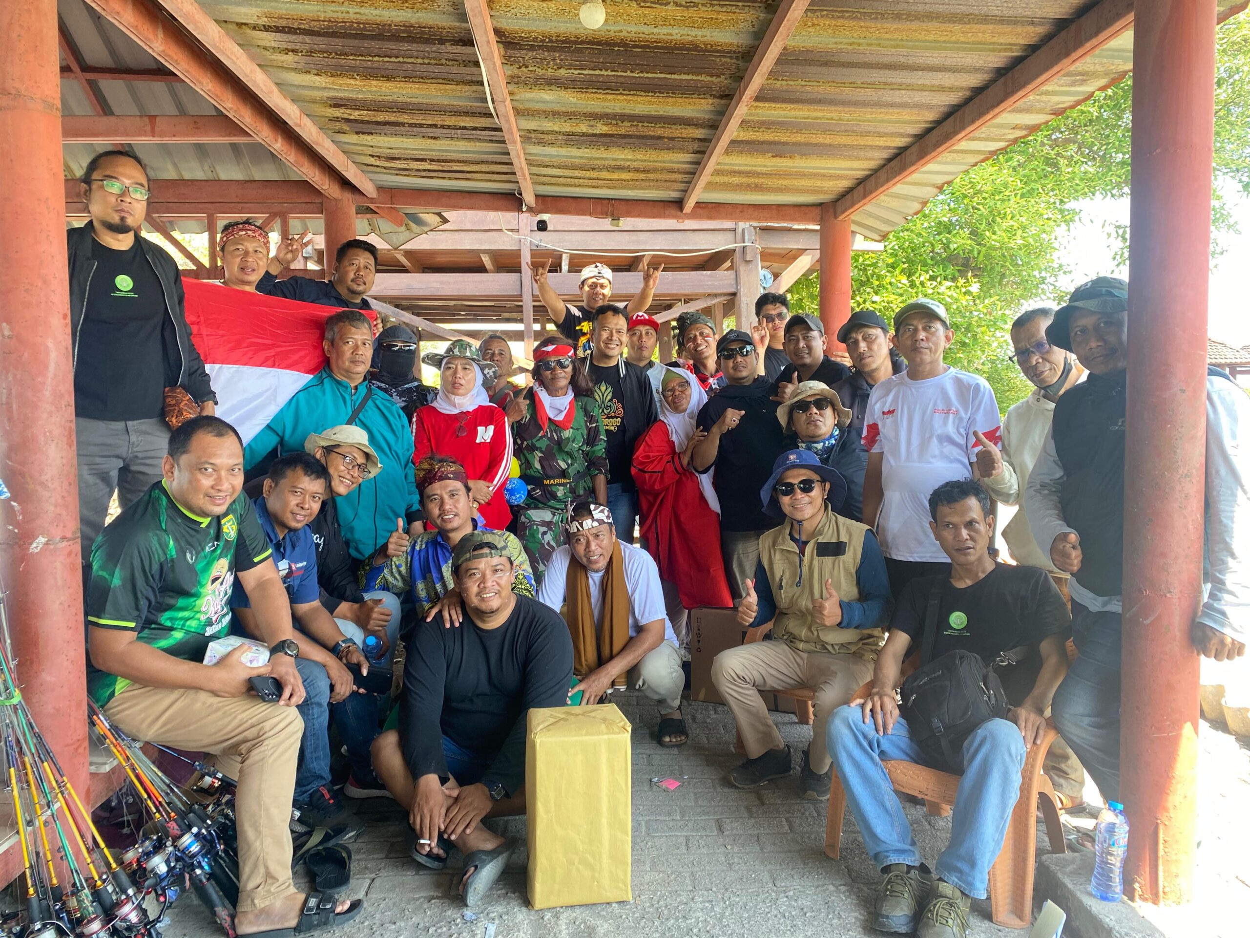 Peringati HUT RI, Pokja Wankum & Kantor Hukum Johanes Dipa Bersinergi Gelar Lomba Mancing